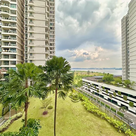 Country Garden Danga Bay Sea View Homestay By Stayrene Johor Bahru Exterior photo