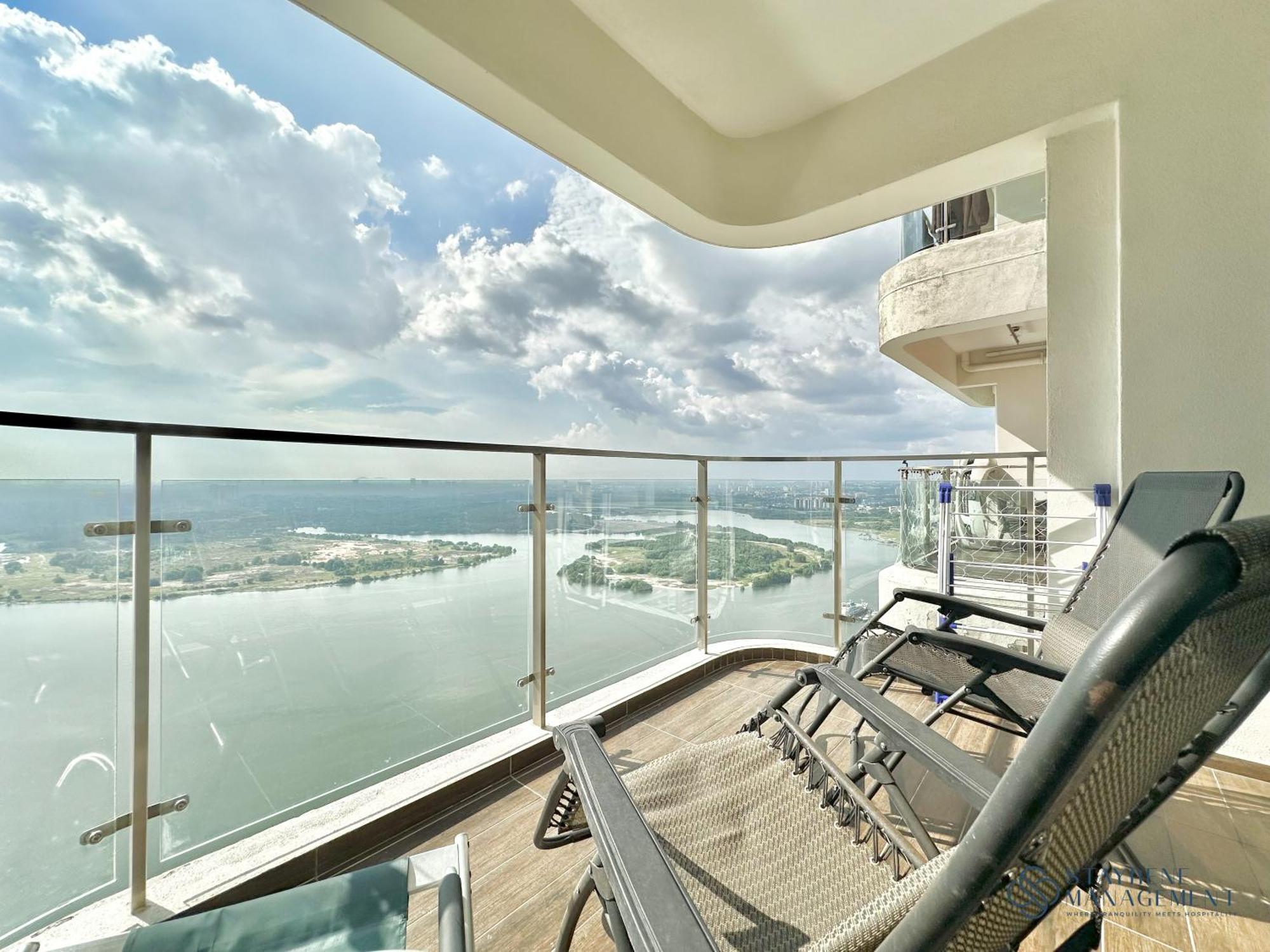 Apartment Country Garden Danga Bay Sea View By Stayrene *