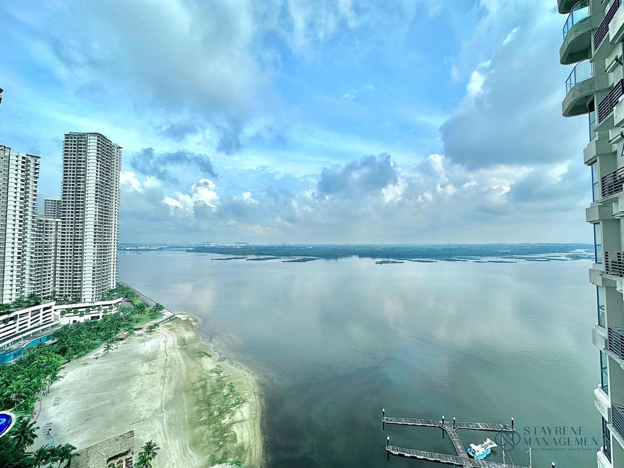 Apartment Country Garden Danga Bay Sea View By Stayrene