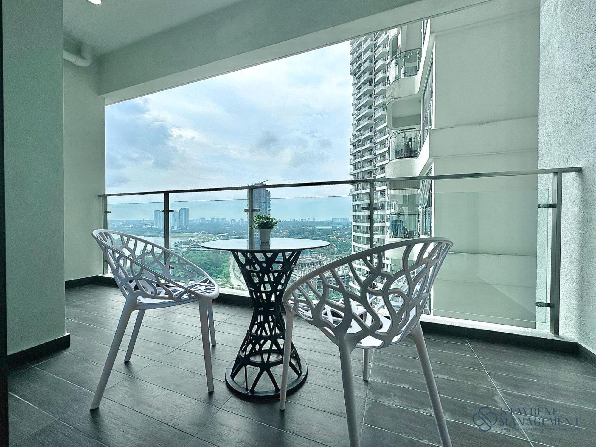 Country Garden Danga Bay Sea View By Stayrene Johor Bahru