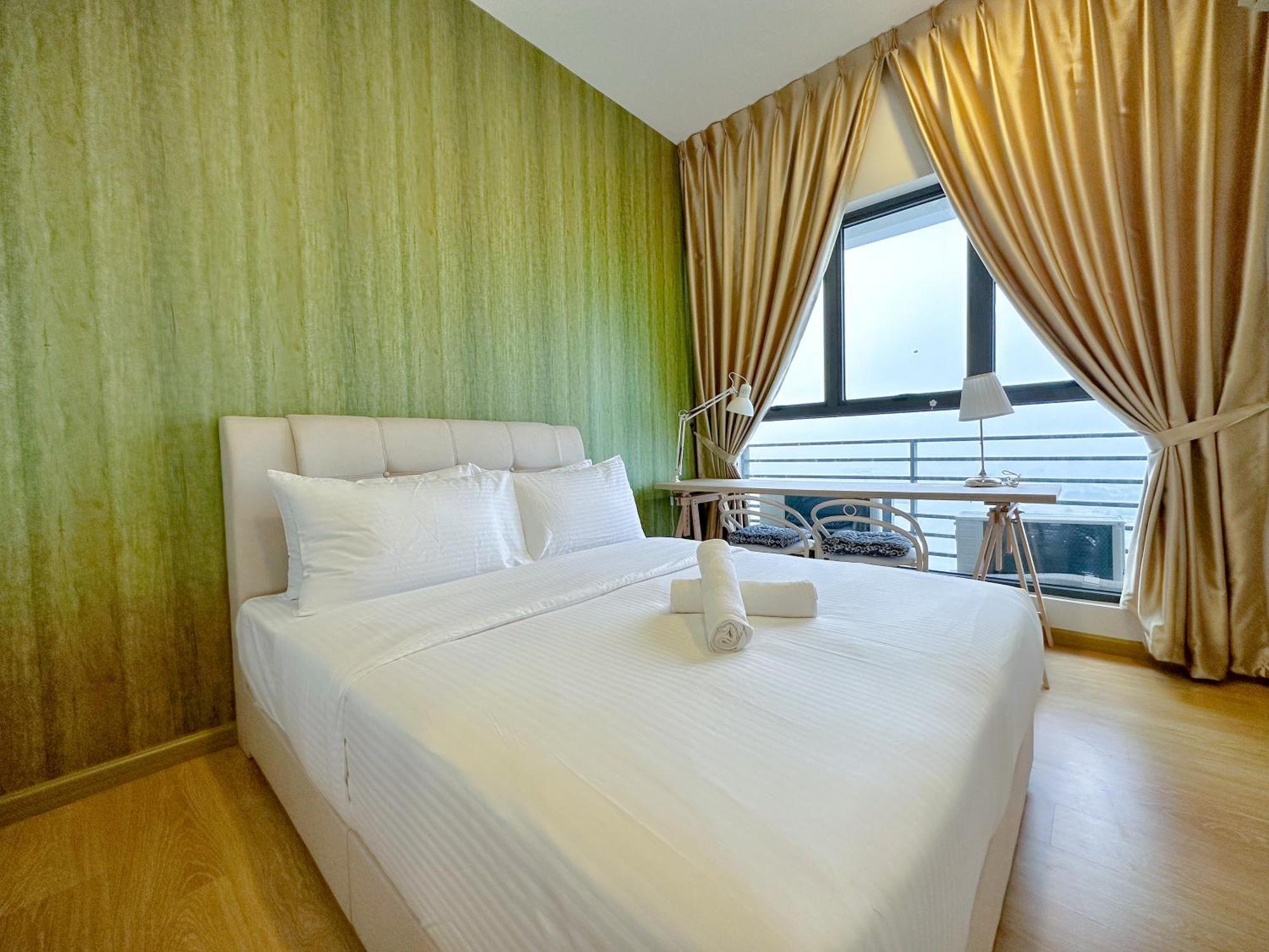 Apartment Country Garden Danga Bay Sea View By Stayrene
